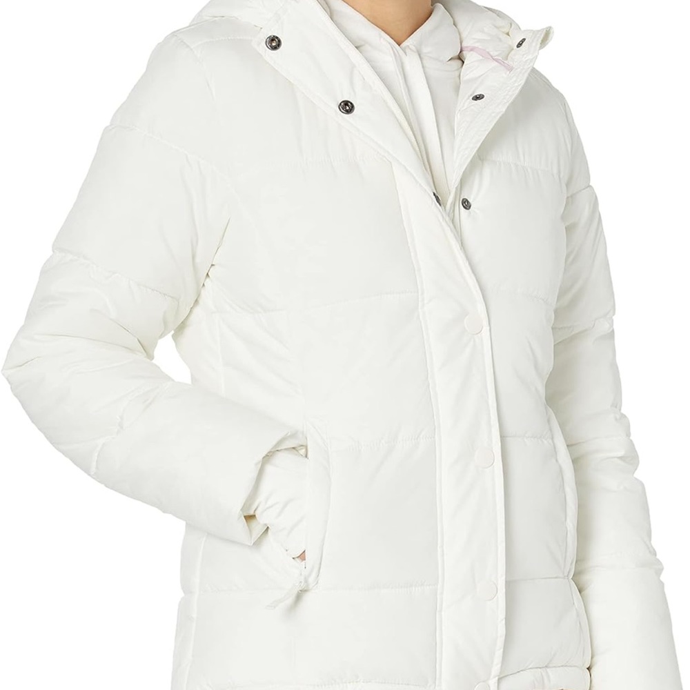 Amazon Essentials Brand Women's Heavyweight Long-Sleeve Hooded Puffer Coat